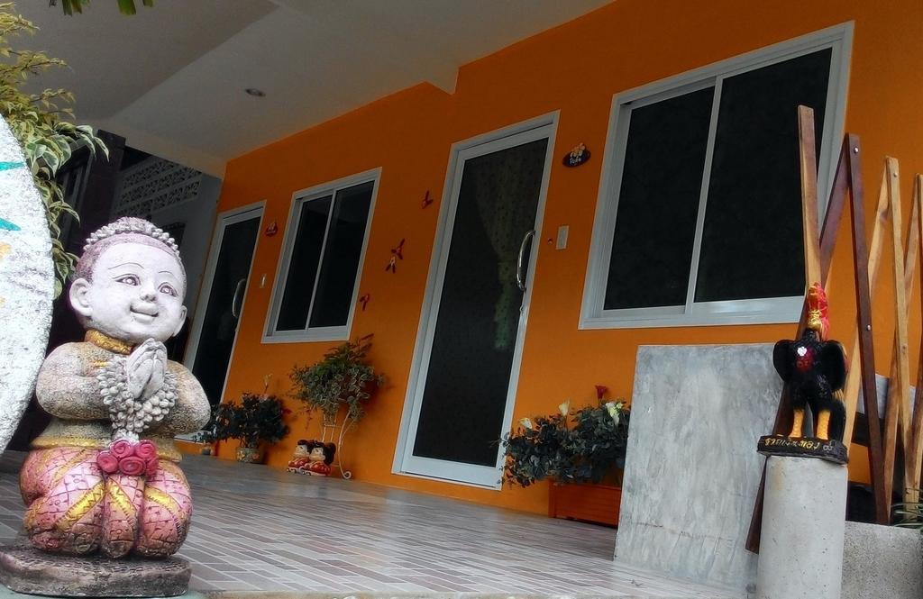 Ostello Baan Benjathip Amphawa Camera foto